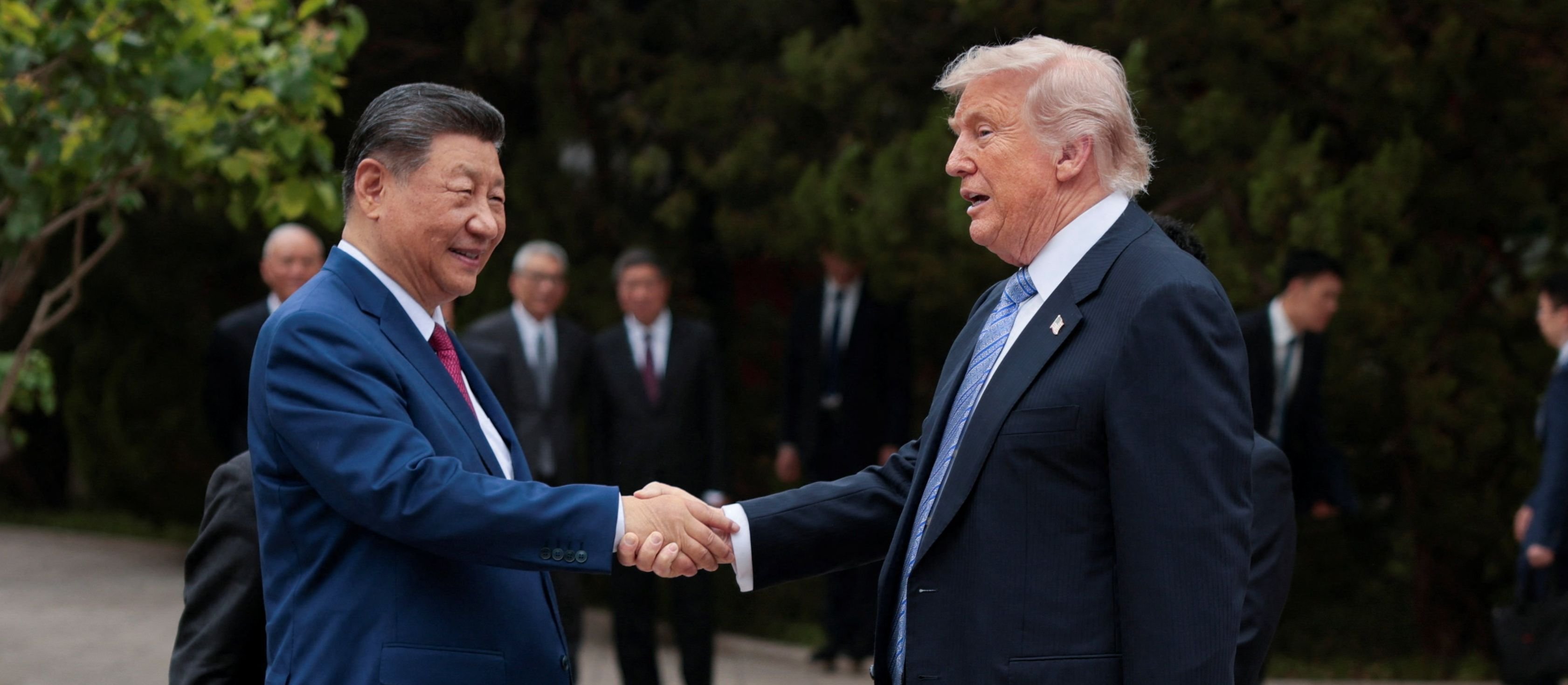 Przełomu nie ma. Przed wylotem Trumpa MSZ Chin zajął stanowisko wobec wojny USA z Iranem