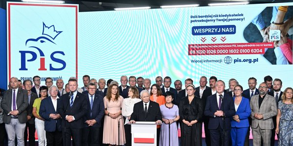 PiS nie ucierpiał finansowo na utracie pieniędzy z budżetu. Ujawniamy sprawozdanie finansowe