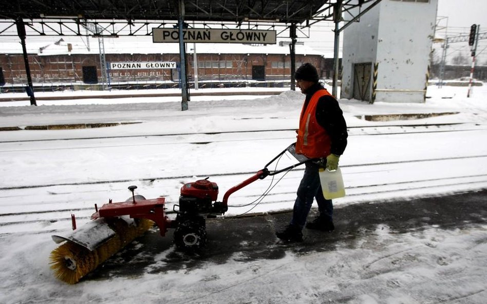 Kolejarze szykują strajk przed Świętami. Nowak: planujemy transport zastępczy