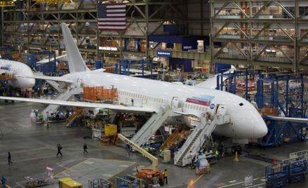 Klienci poczekają dłużej na nowe boeingi. Nowy problem