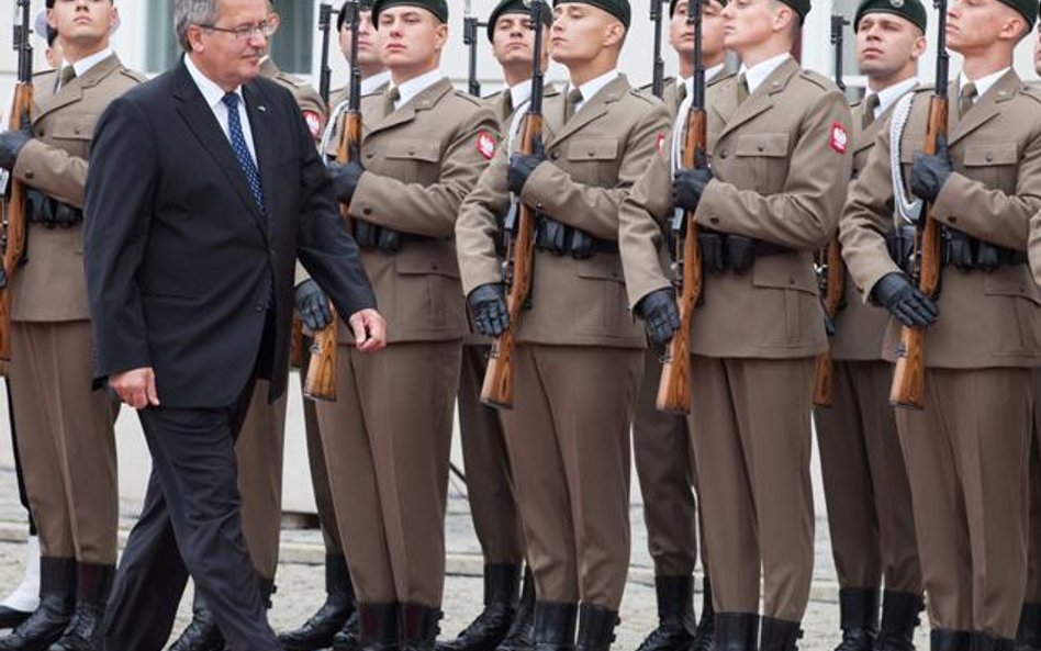 Bronisław Komorowski planuje gruntowną reformę dowodzenia