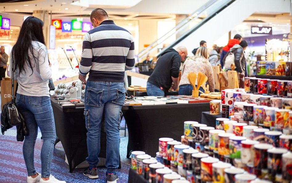 Szeroki wybór asortymentu może być inspiracją dla osób poszukujących nieszablonowych upominków