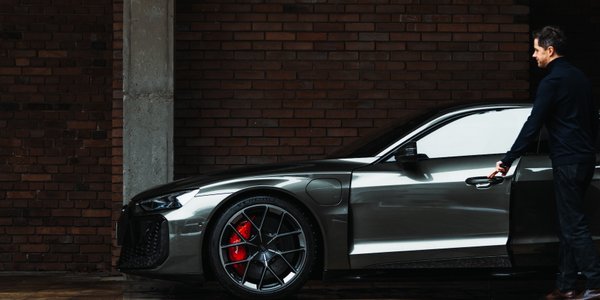 Wiele dróg do celu. Jak Polacy definiują sukces w życiu?