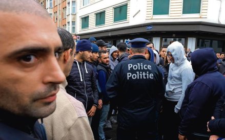 Ulica Sint-Jans w dzielnicy Molenbeek 2 kwietnia