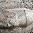 W egipskiej wiosce Behbeit El-Hagar odkryto fragmenty posągu Ramzesa II