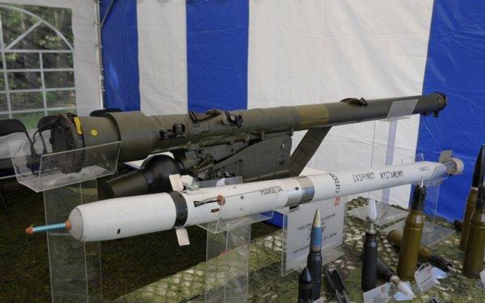 Zamiast 140 mld zł na armię będzie najwyżej 100 miliardów