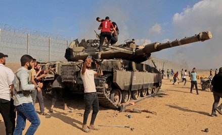 Terroryści Hamasu po ataku na Izrael wszystkie swoje działania nagrywali na telefony komórkowe