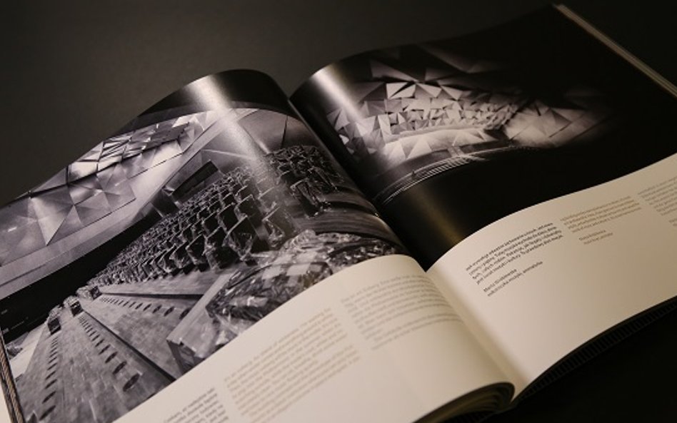 Zdjęcia Radka Kurzaja do albumu 4dimensionHarmony, wydanego przez Filharmonię Szczecińską