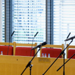 Puste miejsca przedstawicieli Sejmu i przedstawicieli Rady Ministrów.