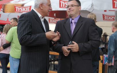 Prezydent Nowej Soli Wadim Tyszkiewicz w rozmowie z prezydentem Zielonej Góry Januszem Kubickim