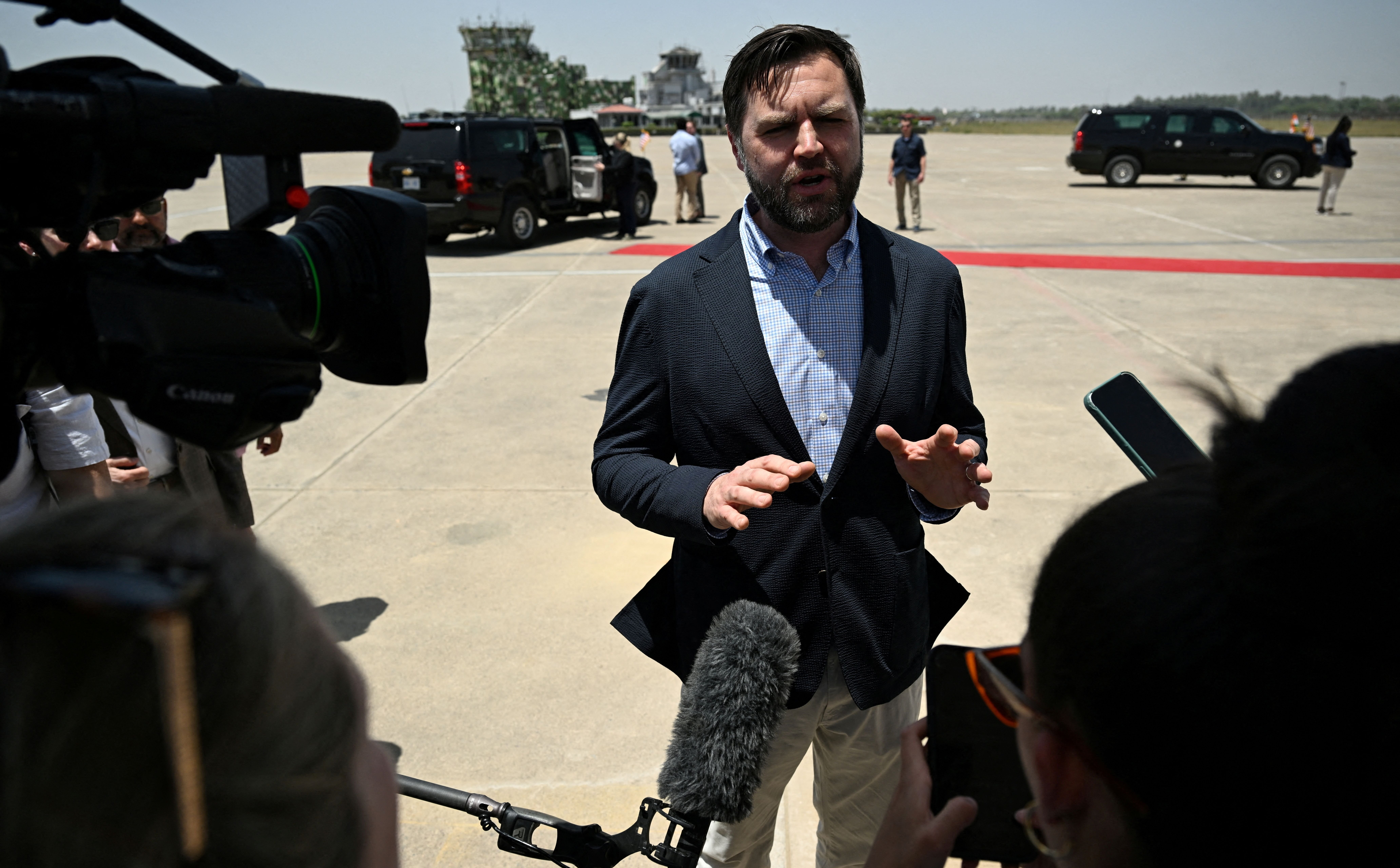 USA wycofają się z rozmów o pokoju na Ukrainie? J.D. Vance ostrzega