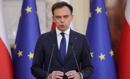 Minister finansów o stopach, cenach energii, zasiłku pogrzebowym, podatku wojennym