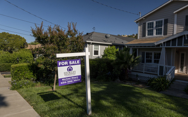#WykresDnia: Domy w USA tanieją, a sprzedaż spada