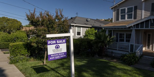 Najstarsi Amerykanie bogacą się na nieruchomościach, młodzi zostają w tyle