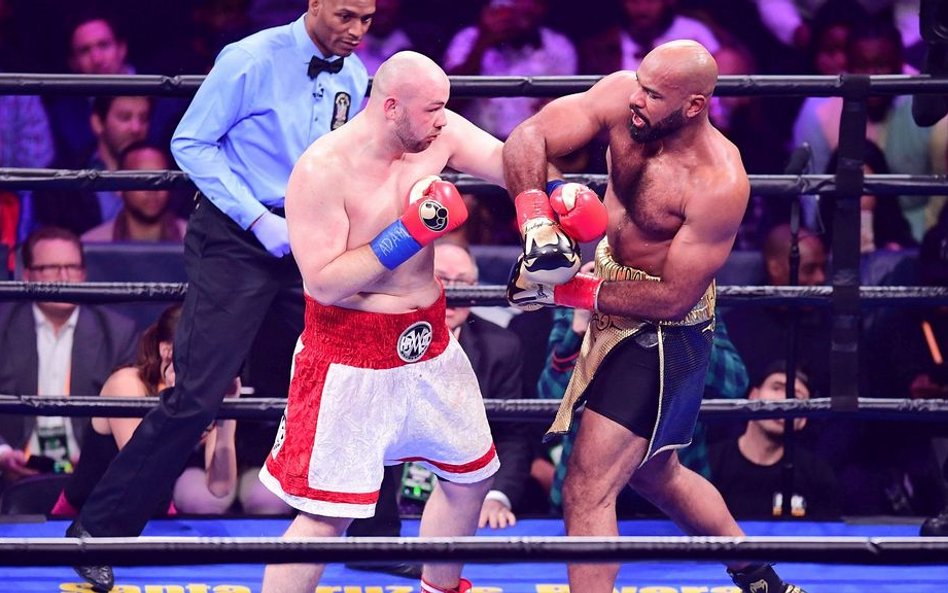 Adam Kownacki (z lewej) i Gerald Washington na ringu w Nowym Jorku