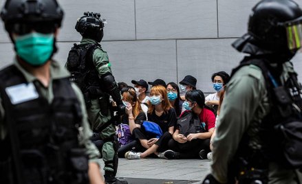Mieszkańcy Hongkongu szykowali się do protestu, trafili w policyjną pułapkę