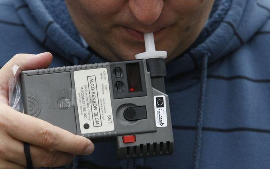 Alkomat także dla policjanta