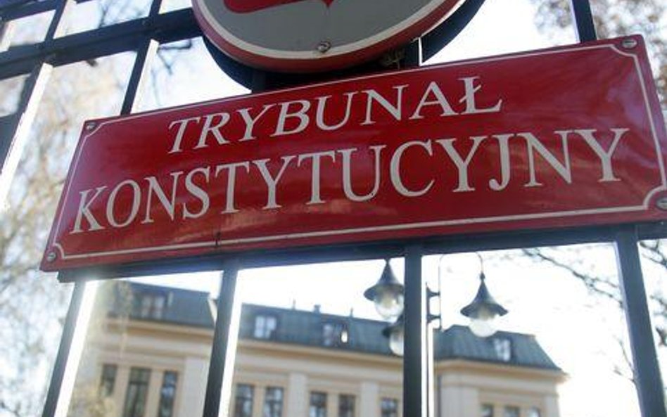 Kandydat na sędziego TK zrezygnował