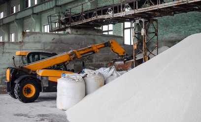 Tak Unia Europejska pomaga Putinowi. Polska niechlubnym liderem