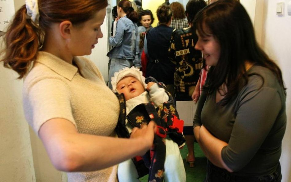 Zasiłki dla garstki dzieci. W budżecie nie ma dla nich pieniędzy