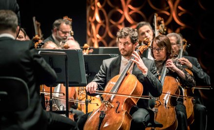 Marcel Markowski i orkiestra  Sinfonia Varsovia