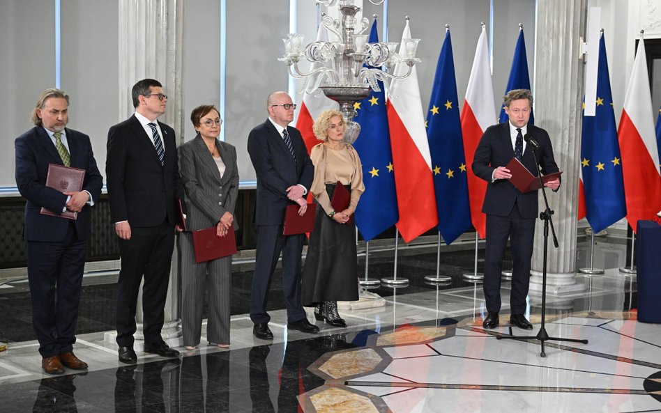 Granice kompetencji notariuszy. Dlaczego nie powinni wyręczać państwa?