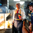 Donald Trump smażył frytki w McDonald's