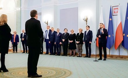 Prezydent Duda o poniżaniu sędziów SN