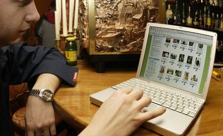 Polski Internet ma nowego lidera, ale tradycyjne portale nie dają za wygraną