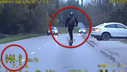 Mężczyzna pędził na hulajnodze prawie 47 km/h. Policja ukarała go wysokim mandatem