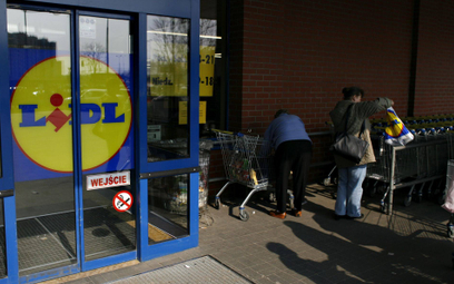 Producenci napojów kontra Lidl: trwa spór o kaucje za PET