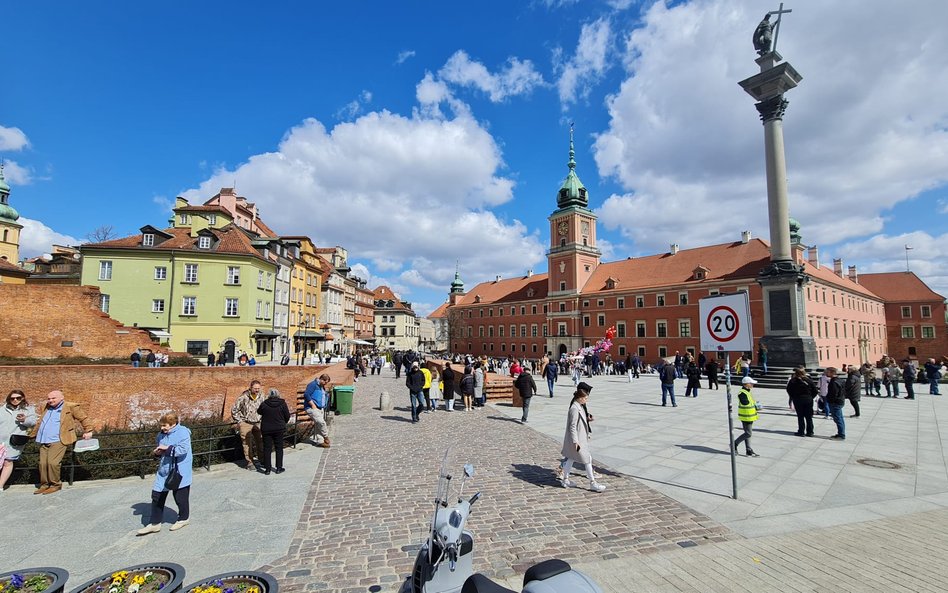 Polska zasługuje na wsparcie ponieważ straciła turystów w wyniku wojny na Ukrainie, a okazała serce 