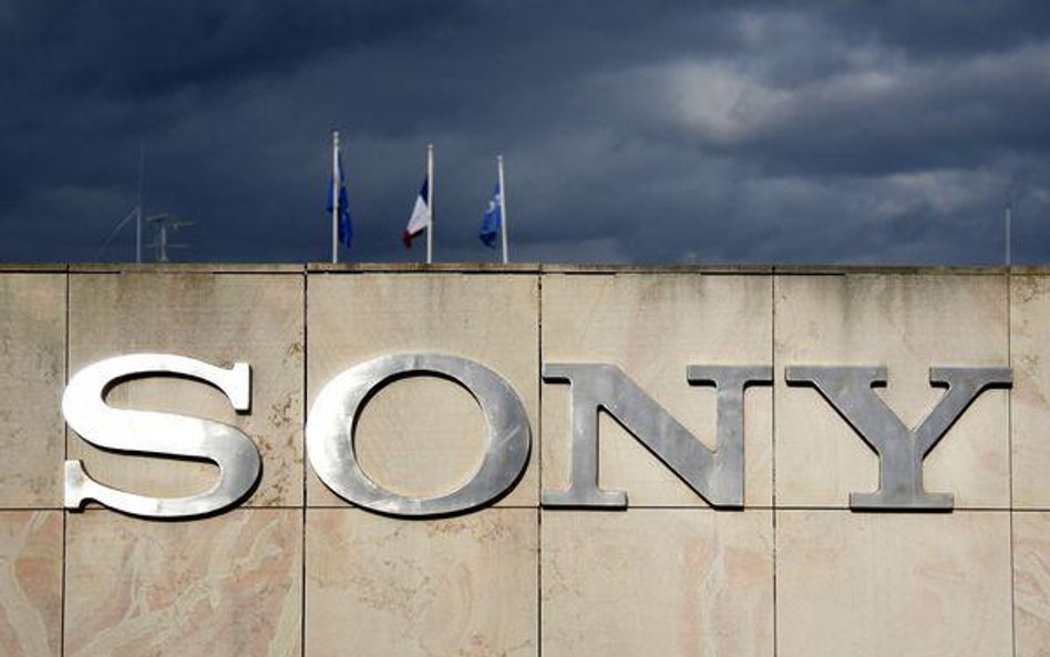 Sony tnie prognozy