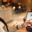 Miliony Polaków na zakupach w internecie. Co ich motywuje, co kupują najczęściej
