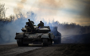 Ukraiński czołg w rejonie Bachmutu