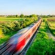Ogień pojawił się przy torach na intensywnie uczęszczanej trasie między Duesseldorfem a Kolonią (fot