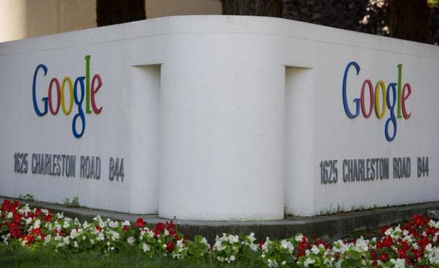Nowe przepisy, wprowadzające tzw. podatek Google'a, które wejdą w życie od stycznia 2015 r., wygonił