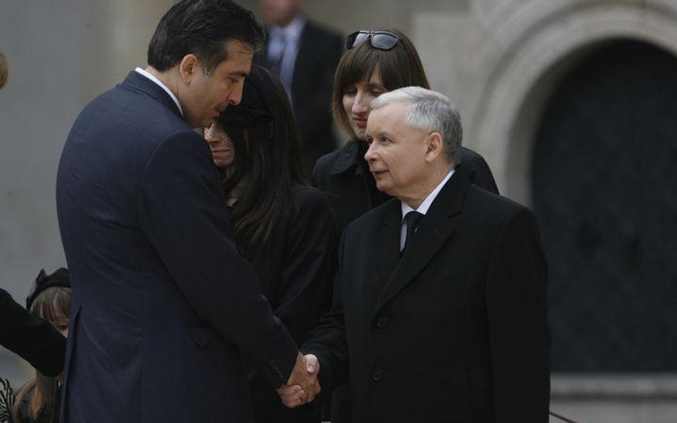 Micheil Saakaszwili składa kondolencje Jarosławowi Kaczyńskiemu