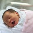 Liczba dzieci urodzonych w I półroczu wzrosła o prawie 5 proc.