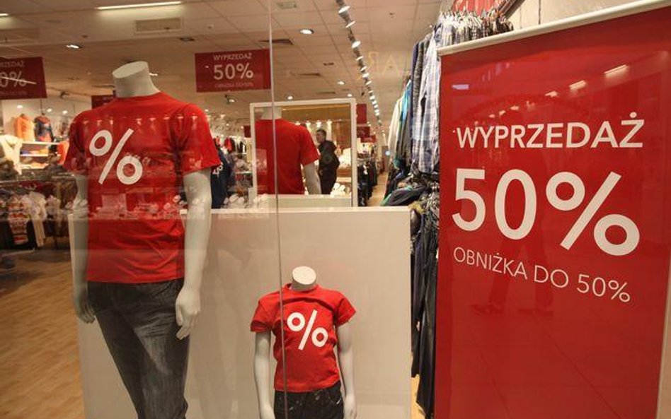 UOKiK radzi na co uważać podczas sezonowych wyprzedaży