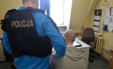 Temu mężczyźnie prokuratura zarzuca zabósjtwo 60-latka z gdańskiej Żabianki