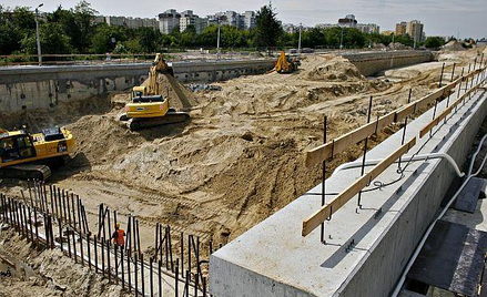 Ponad 60 firm żąda wypłaty należności za prace przy A4