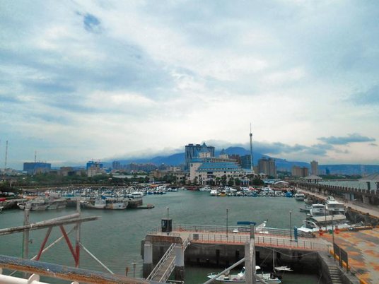 Tamsui, nadmorskie przemieście Tajpej. W góry też tam blisko...