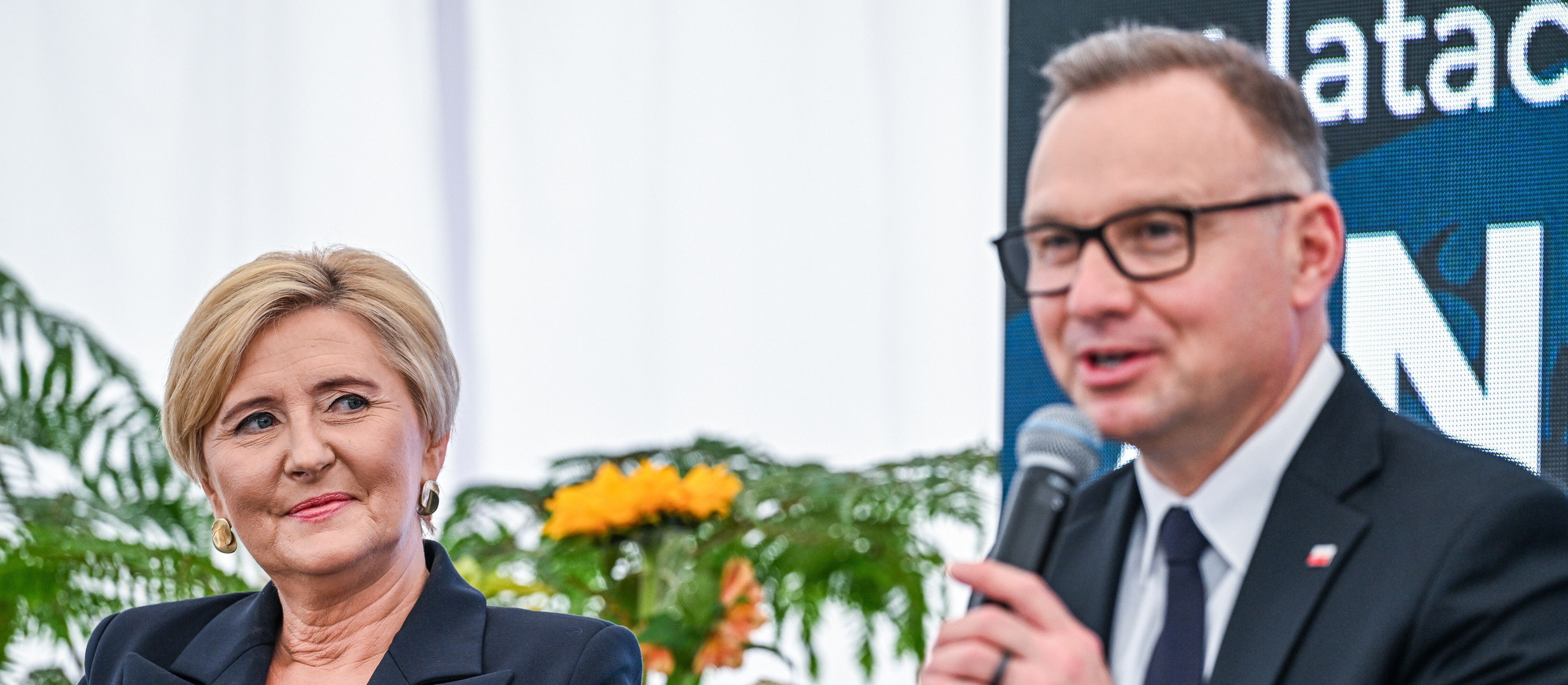 Zuzanna Dąbrowska: Zapłaćcie pierwszym damom, a także drugim i trzecim!