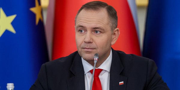 Ewa Szadkowska: Dwoje nowych w TK i Nawrockiego szachy 3D