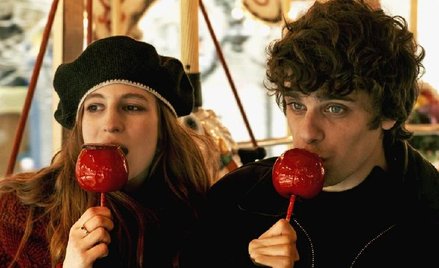 Agathe Bonitzer i Arthur Dupont w „Księciu nie z tej bajki”. Film od piątku w kinach