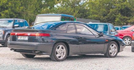 SVX nie był wielkim przebojem. Przez pięć lat powstało 25 000 egzemplarzy, jednak szybko zyskał wier