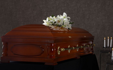 USA: Młoda kobieta uznana za zmarłą "ożyła" w domu pogrzebowym