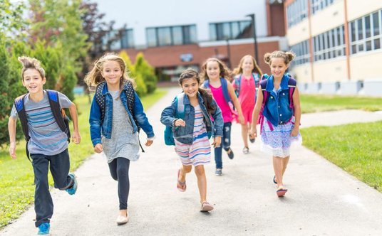 "ubezpieczenie szkolne"