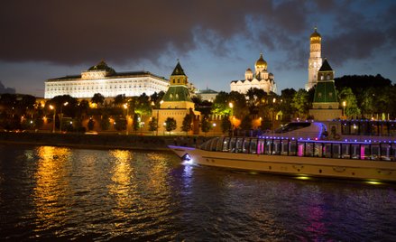 Nowy pakiet uderza też w dwór Putina